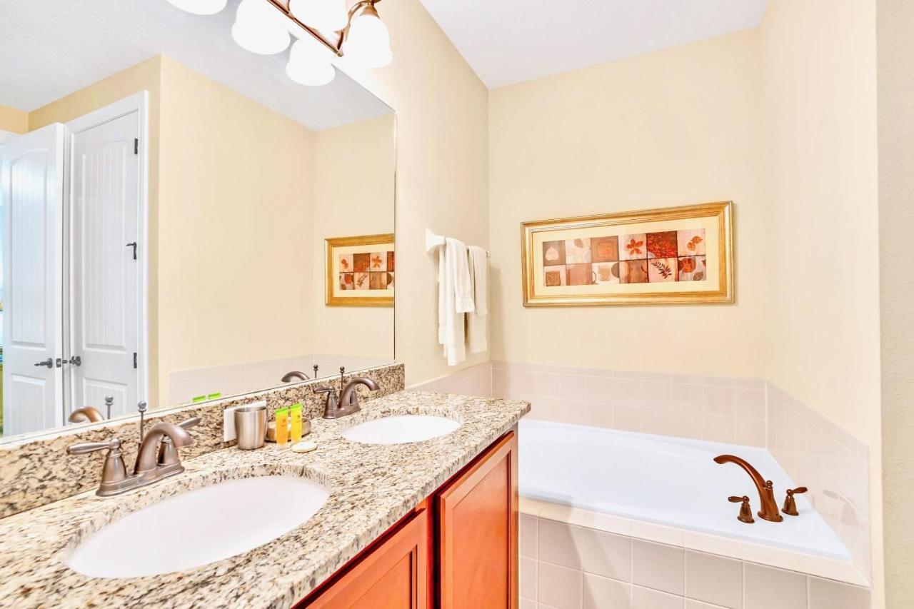 Huge 10 Bdr Family House With Arcades And Free Pool Heat Near Disney Orlando Eksteriør billede